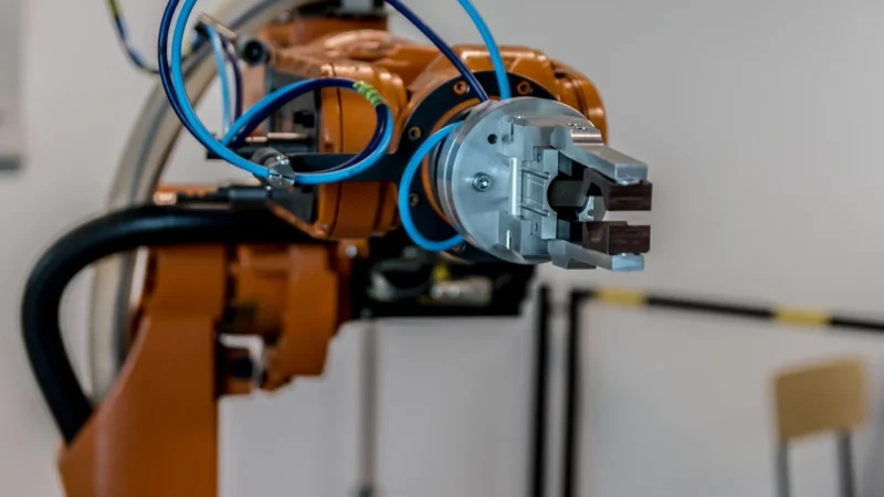 Produkcja baterii do aut elektrycznych – automatyka