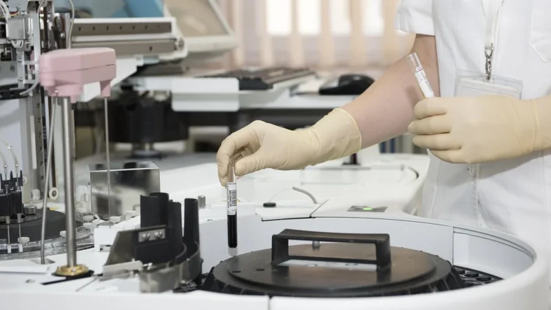 NDT złączy spawanych i kwalifikacja technologii spawania — kompleksowe wsparcie Tech-Mak Lab